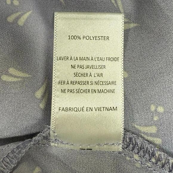 Lush | Long Sleeve V-Neck Blouse | Lilac | Size L - Picture 9 of 13